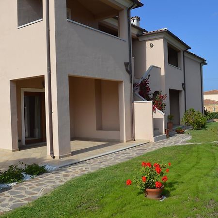Guest Rooms Affittacamere San Teodoro  Kültér fotó