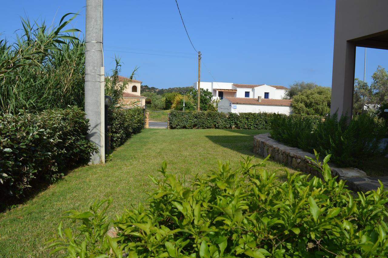 Guest Rooms Affittacamere San Teodoro  Kültér fotó